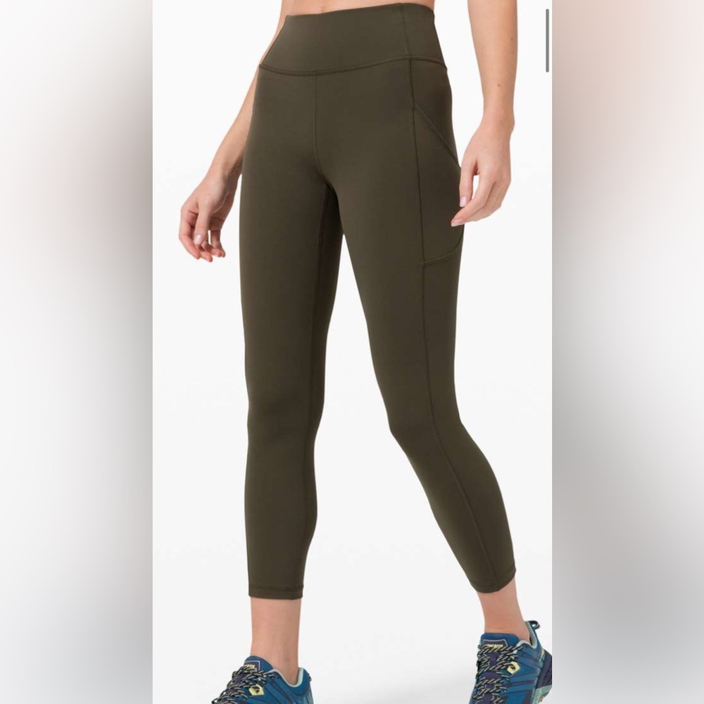 Lululemon Invigorate High-Rise Tight 25" size 6
Dark Olive. *pockets*